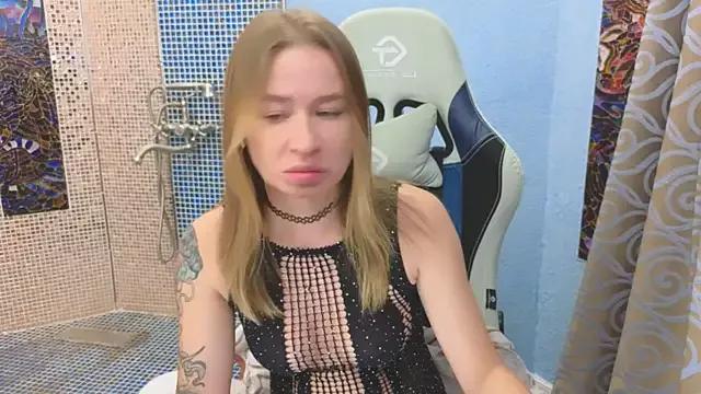 LeilaUv from StripChat is Freechat