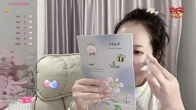 LeLe-666 from StripChat