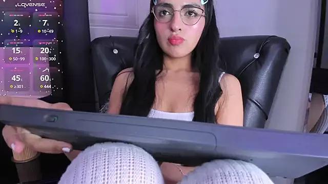 LennaBlair from StripChat