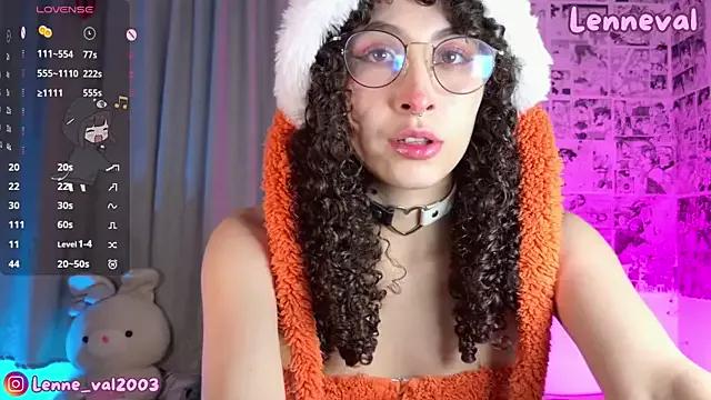 Lenneval1 from StripChat
