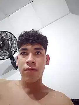 Leo__bunny webcams show profile image 