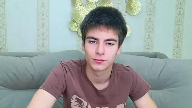 Leonard_Cross from StripChat is Freechat