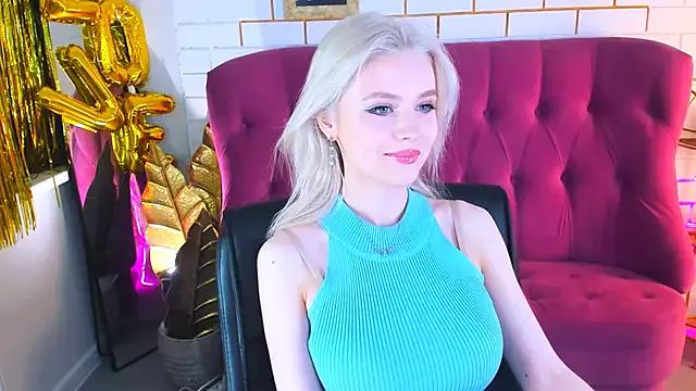 Photos of LeonaStane from StripChat is Freechat