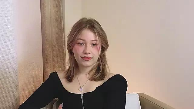 Lesli_Fleksi from StripChat