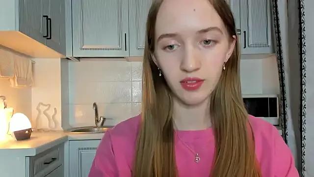 leslie_my_lovee from StripChat is Freechat