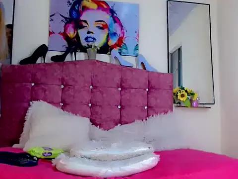 Lesly_Zafiro- from StripChat