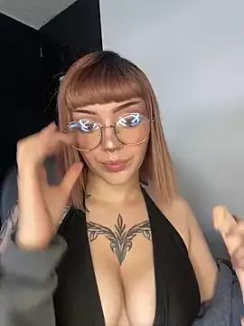 LessBoobs_gh from StripChat
