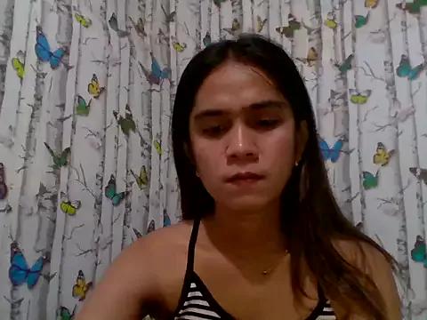lexyyr17 from StripChat is Freechat