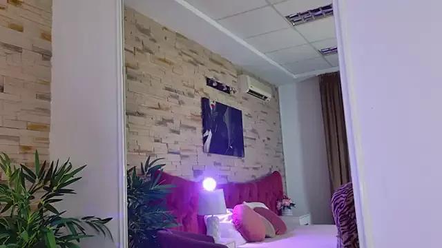 LeyaGoddess from StripChat is Freechat