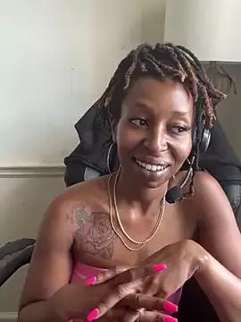 Photos of LeyaHoneybuns from StripChat is Freechat