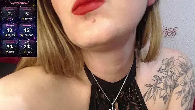 leyla_james_ from StripChat