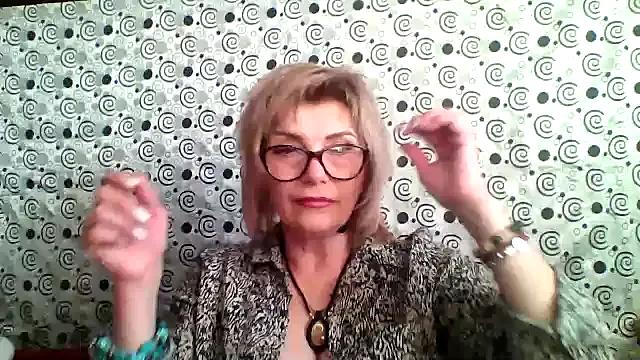 Lia_Ray webcams show profile image 