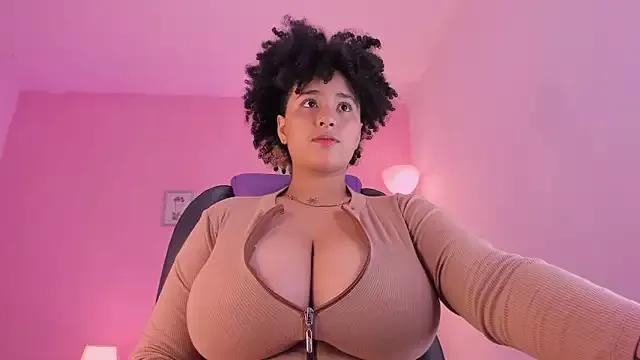 LiaaMoretzz from StripChat