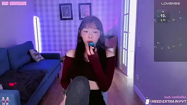 lialiliaa from StripChat