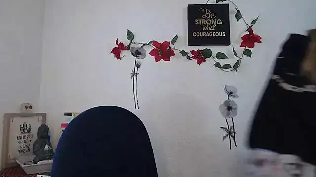 Liamiler01_ from StripChat is Freechat