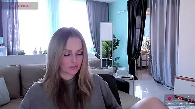 Libby_Nora from StripChat