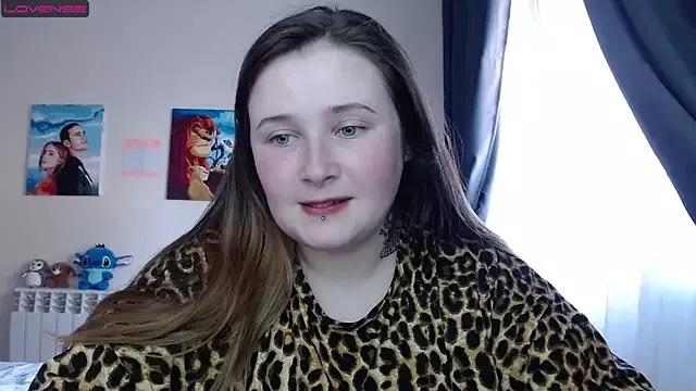 Light_Luna from StripChat is Freechat