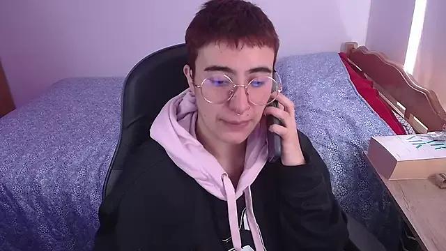 Liil_cat from StripChat
