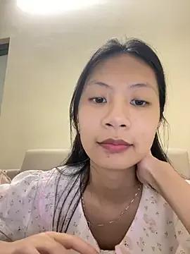 Lil-Gi from StripChat