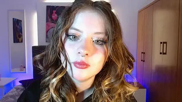 Lil_bela from StripChat