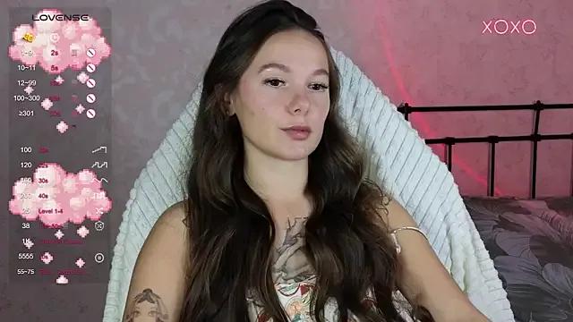 lil_luna_x from StripChat