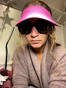 Lilamelon from StripChat is Freechat