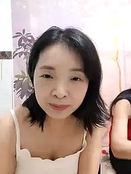 Lilan66 webcams show profile image 