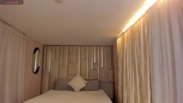 LilaWest from StripChat