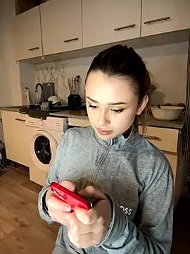 LiLi_f webcams show profile image 