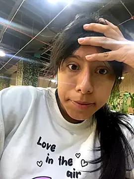 Lili_pinkyyy from StripChat