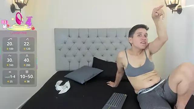 Lilibeth_and_Scottie from StripChat is Freechat