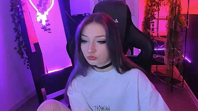 LiliLuna from StripChat is Freechat
