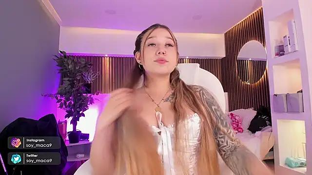 lilith_gray9 from StripChat