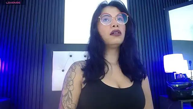 lilith_hs from StripChat