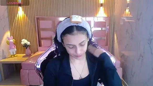 lilith_petit_sub from StripChat