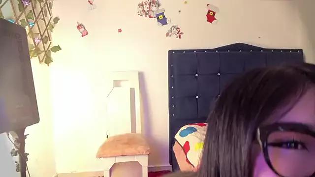 Lilith_salvatoree from StripChat is Freechat