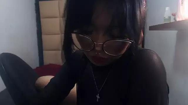 lilith_sexy19 from StripChat is Freechat
