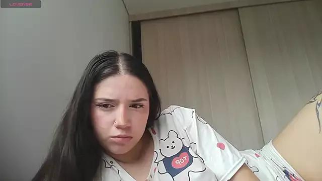 LilithAbril from StripChat is Freechat
