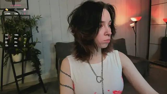 lilithlunna from StripChat