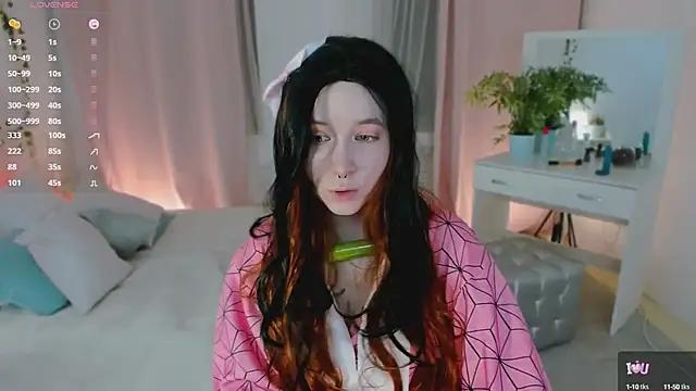 lilithlunna from StripChat