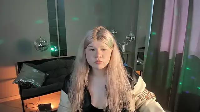 LilithNelson from StripChat is Freechat