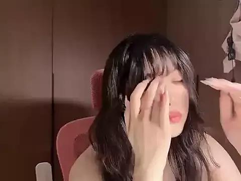 Lilium-520 from StripChat