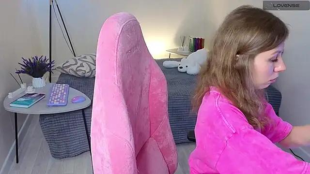 Lill_Mary from StripChat