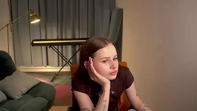 Lillie_Woods from StripChat is Freechat