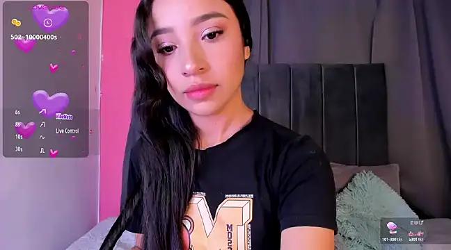 lillielover16 from StripChat