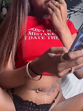 Lilliiilliiillil webcams show profile image 