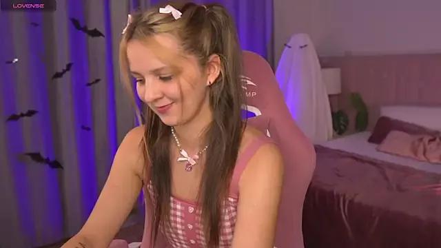 LilLisa from StripChat