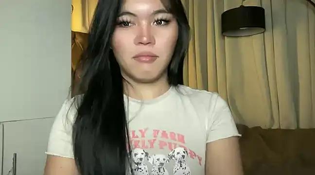 Lilly_cruz from StripChat