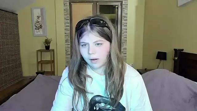 Lilly_Jess from StripChat