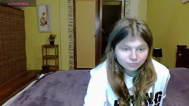 Lilly_Jess from StripChat is Freechat